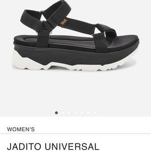 TEVA JADITO UNIVERSAL PLATFORM SANDALS
